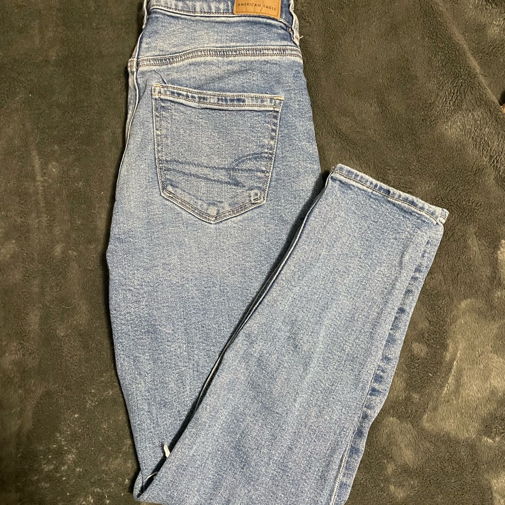 American Eagle Outfitters Women's Light Blue Jeans
